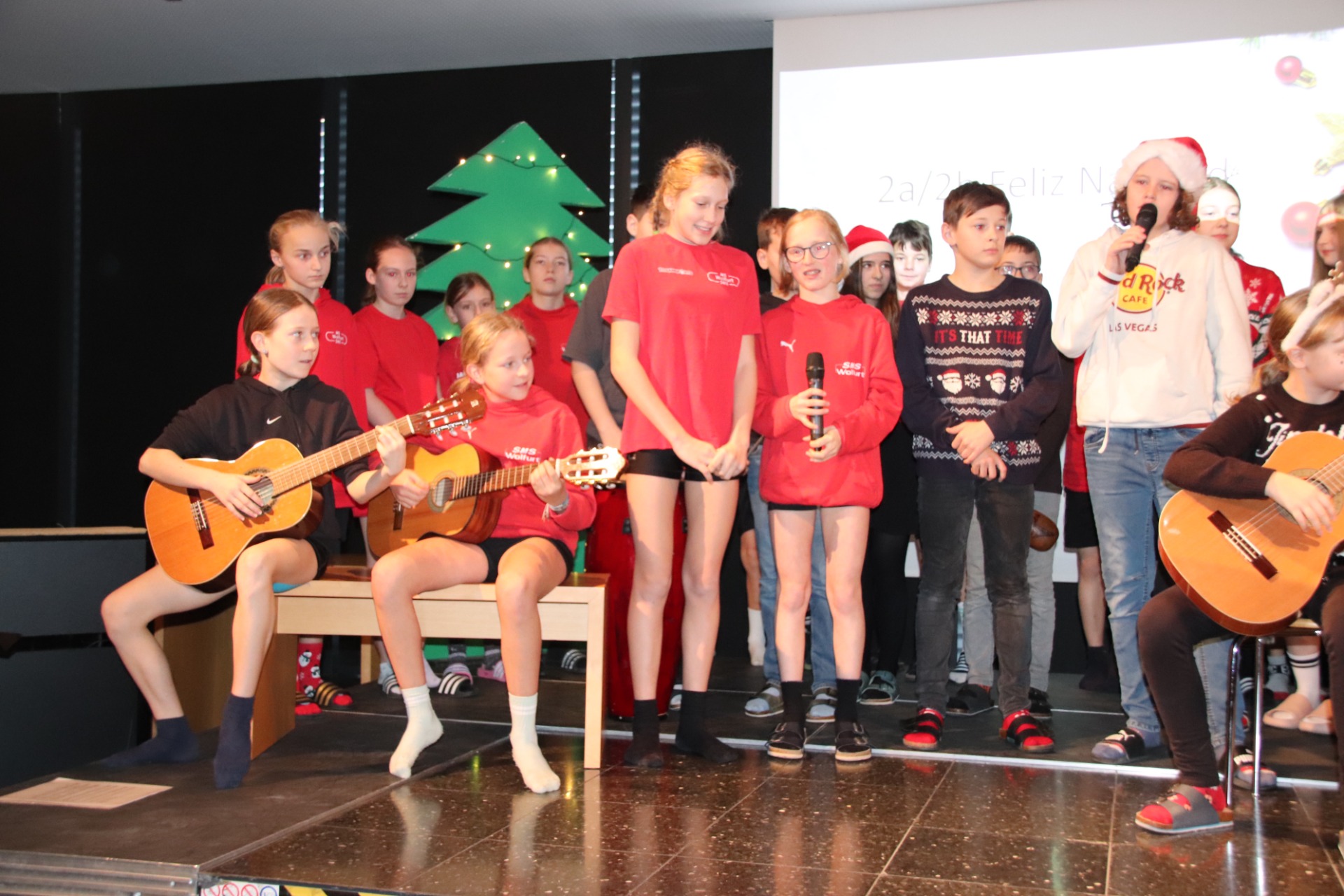 Weihnachtsfeier mit abwechslungsreichem Programm