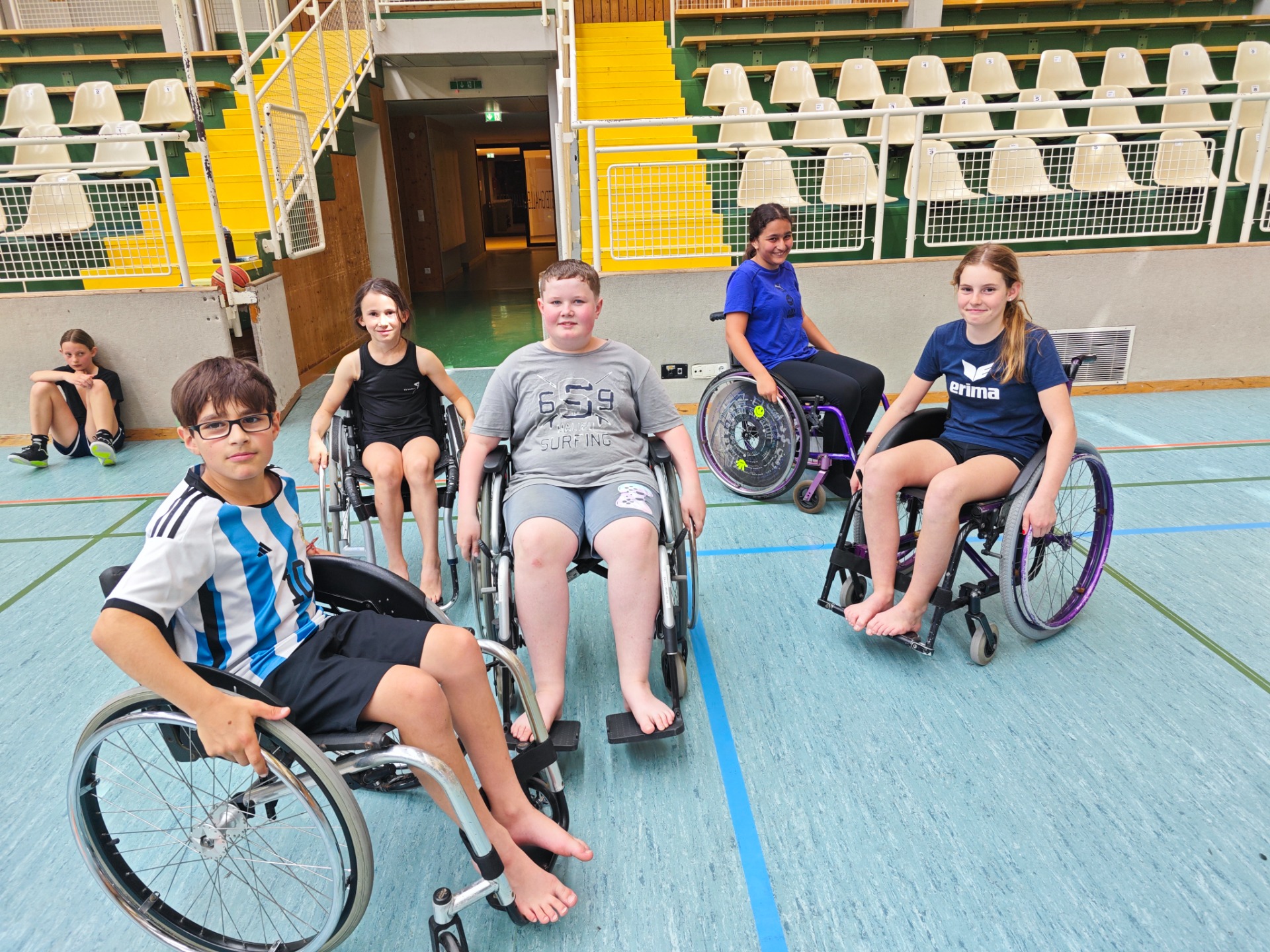Eine Sportstunde auf dem Rollstuhl